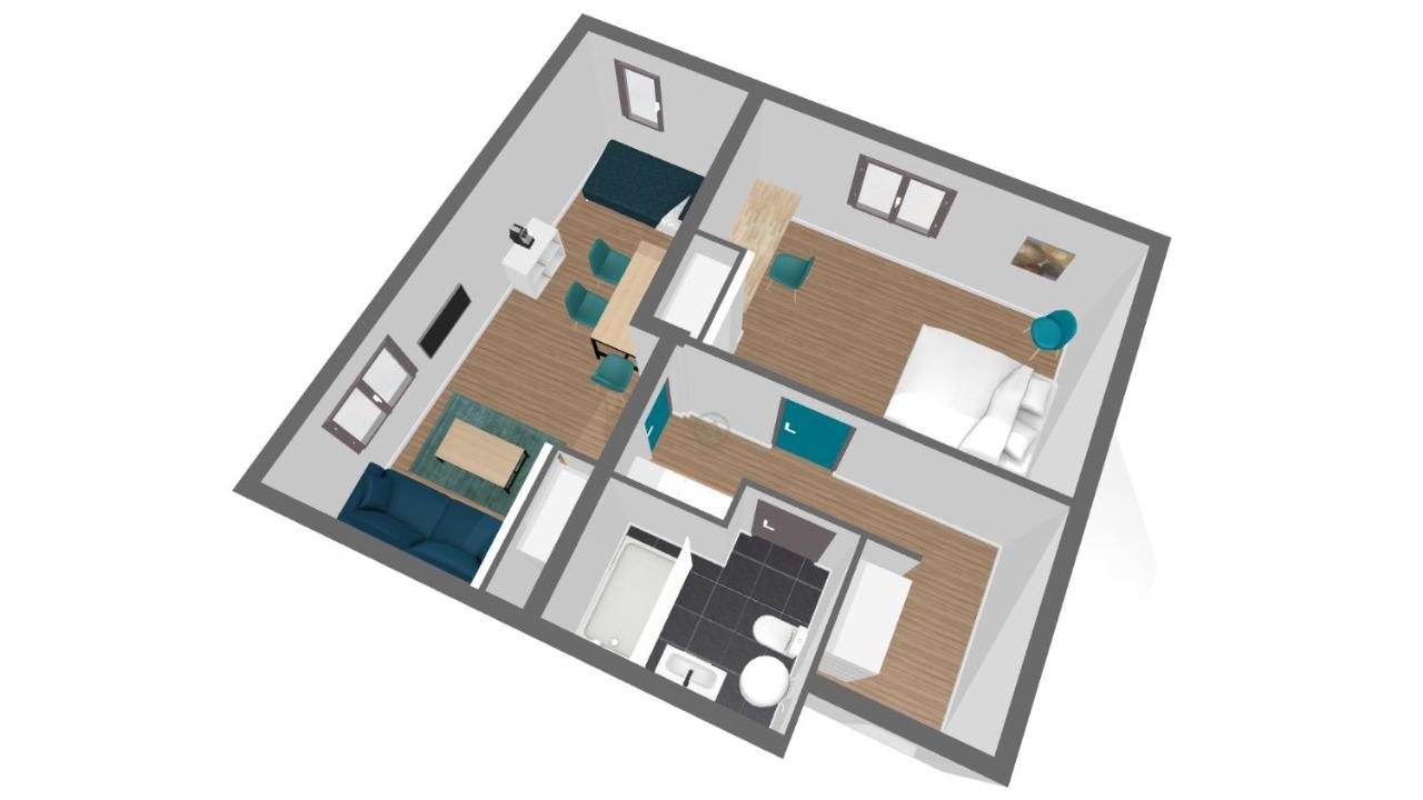 Inclus - Plein Centre - Netflix - Moontown Luneville